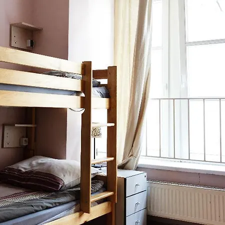 Hostel Heynow Rooms, And In Center *