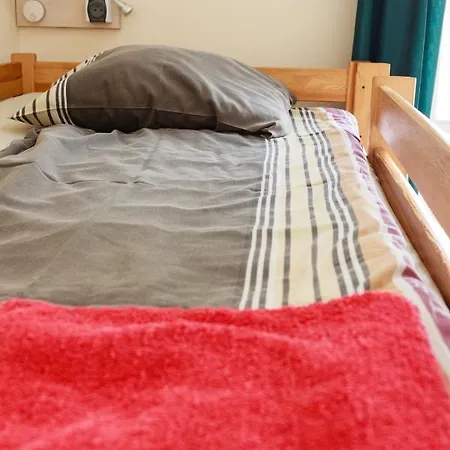 Heynow Rooms, And In Center Hostel