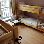 호스텔 Heynow Rooms, And In Center *