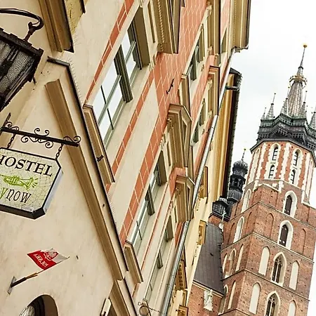 Heynow Rooms, And In Center Krasków