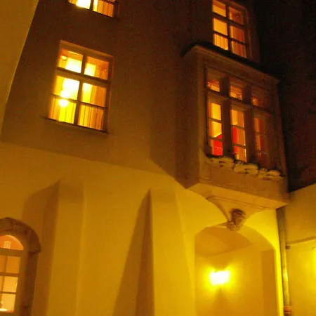 אכסניה Heynow Rooms, And In Center קרקוב