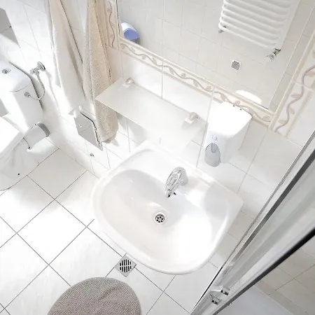 Heynow Rooms, And In Center אכסניה קרקוב