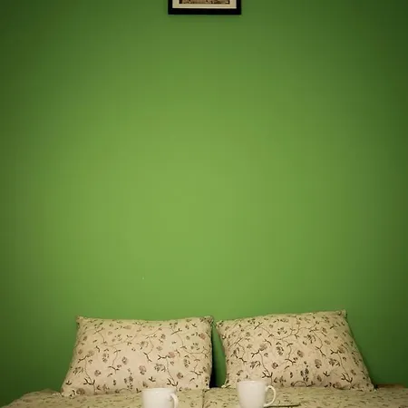 Heynow Rooms, And In Center *