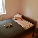 Auberge de jeunesse Heynow Rooms, And In Center